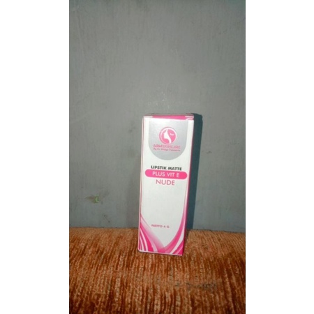 Lipstik matte PLUS VIT E(nude)