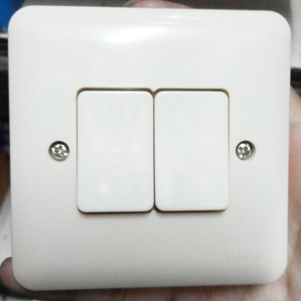 SAKLAR SERI / ENGKEL IB MERK OMI