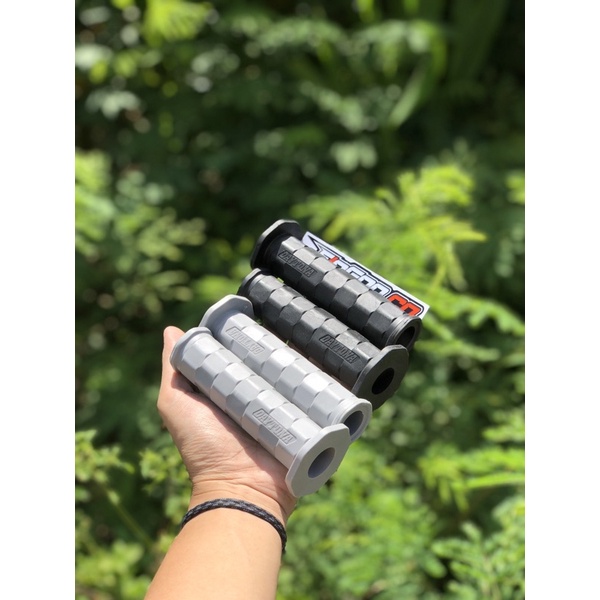 HANDGRIP DAYTONA ORIGINAL GRIP DAYTONA SARUNG GAS DAYTONA HANDGRIP DAYTONA HANDGRIP KAZE GRIP KAZE H
