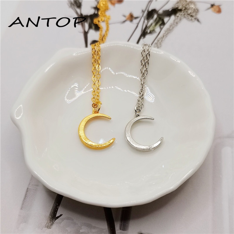 Kalung Rantai Klavikula Pendek Liontin Bulan Gaya Korea Untuk Wanita ANTOP