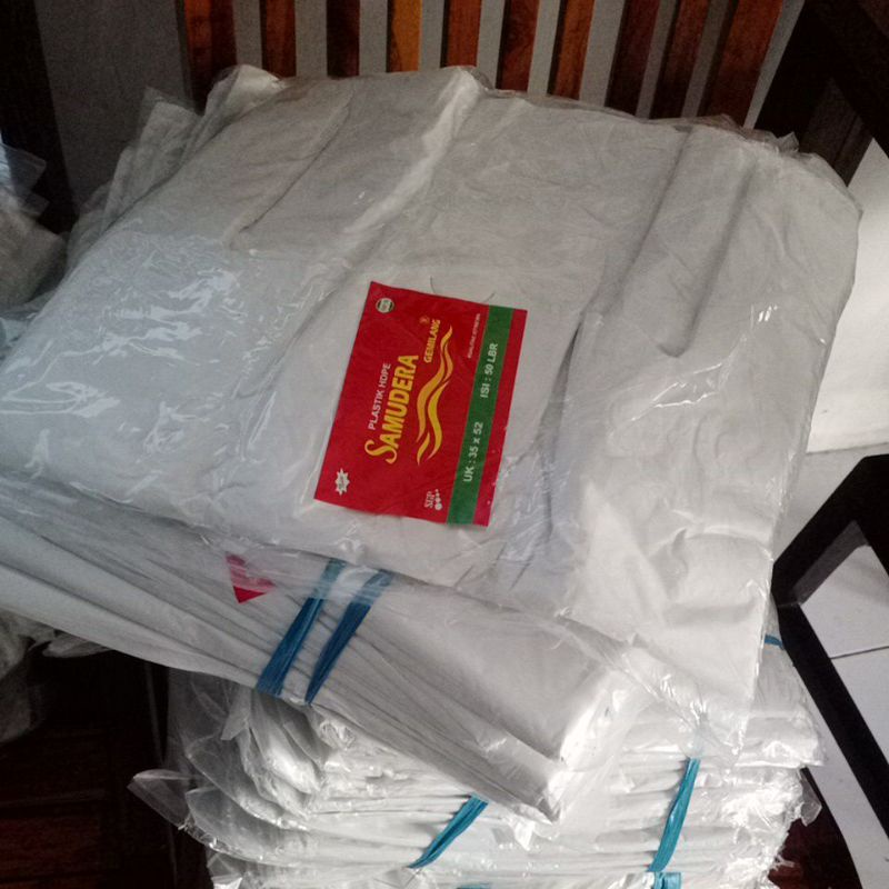 kantong kresek plastik putih 35 x 52 cm