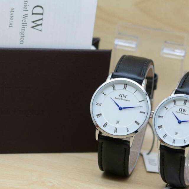 Daniel Wellington couple
