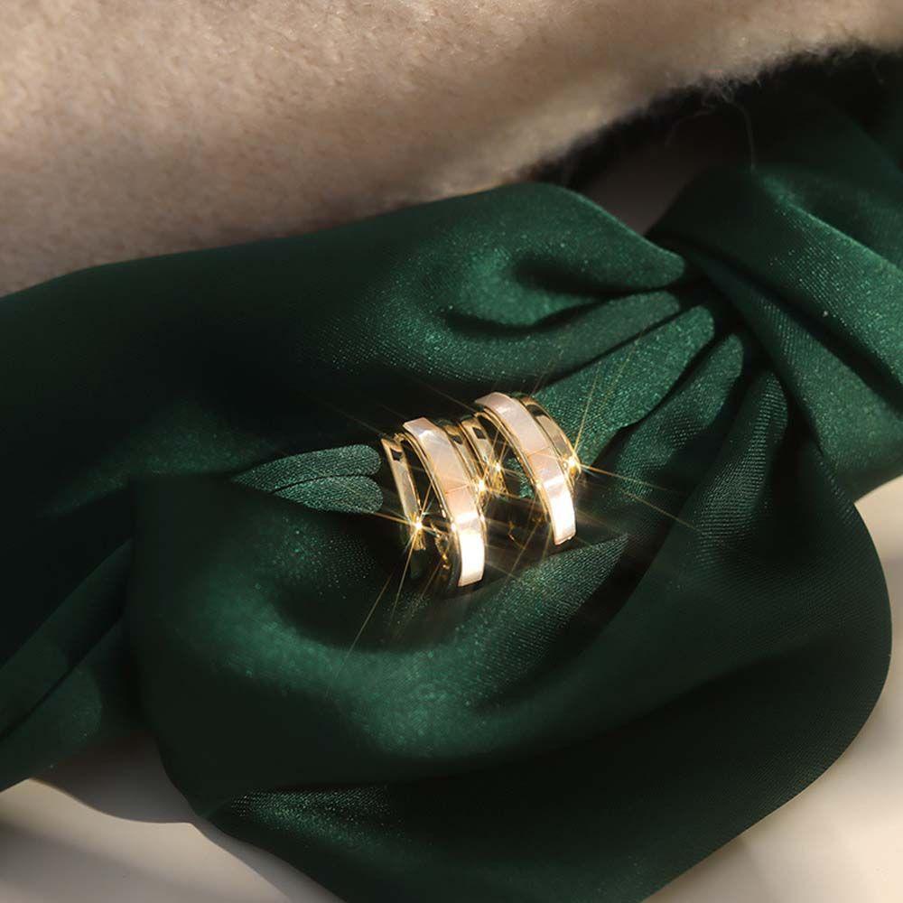 Anting Stud Warna Emas Gaya Retro Perancis Untuk Wanita