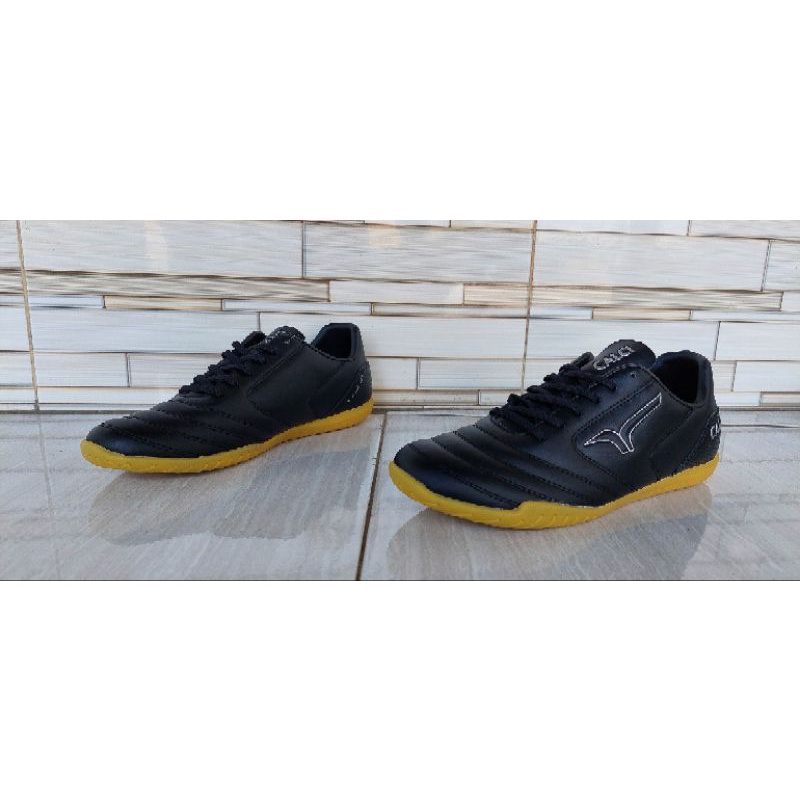 Sepatu Futsal Calci Forza IN Black