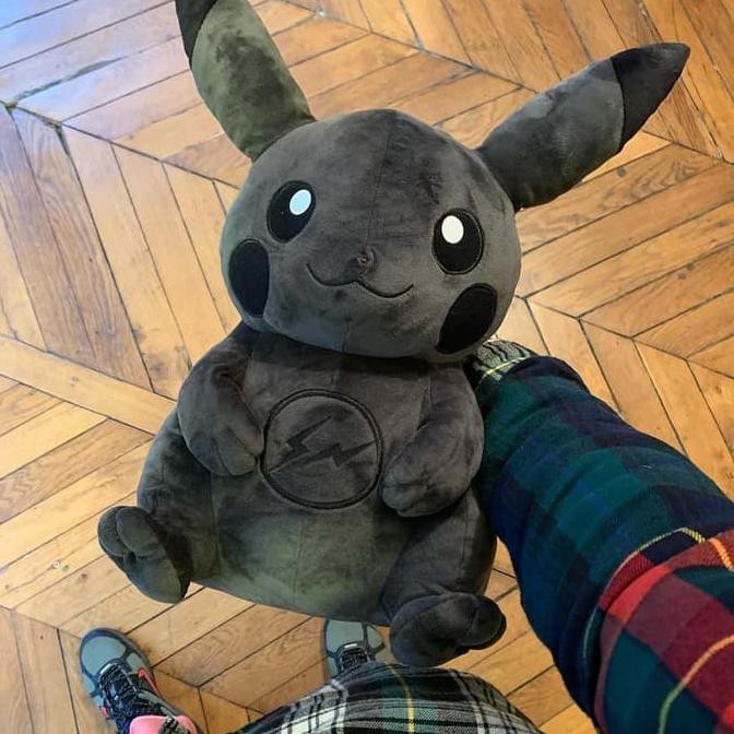 Boneka Dark Pikachu Black Hiroshi Fujiwara Fragment Design Thunderbolt