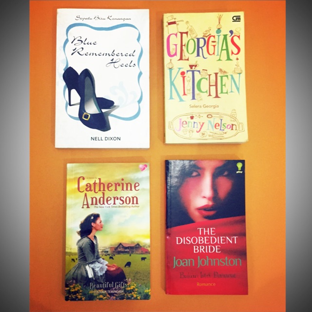 Buku novel romantis bahasa Indonesia