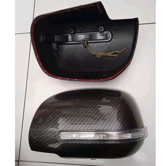 COVER SPION LAMPU INNOVA LAMA CARBON