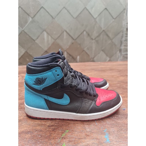 Preloved Nike Air Jordan 1 High UNC to CHI Original
