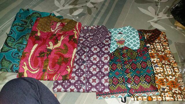 Kemeja Batik Wanita