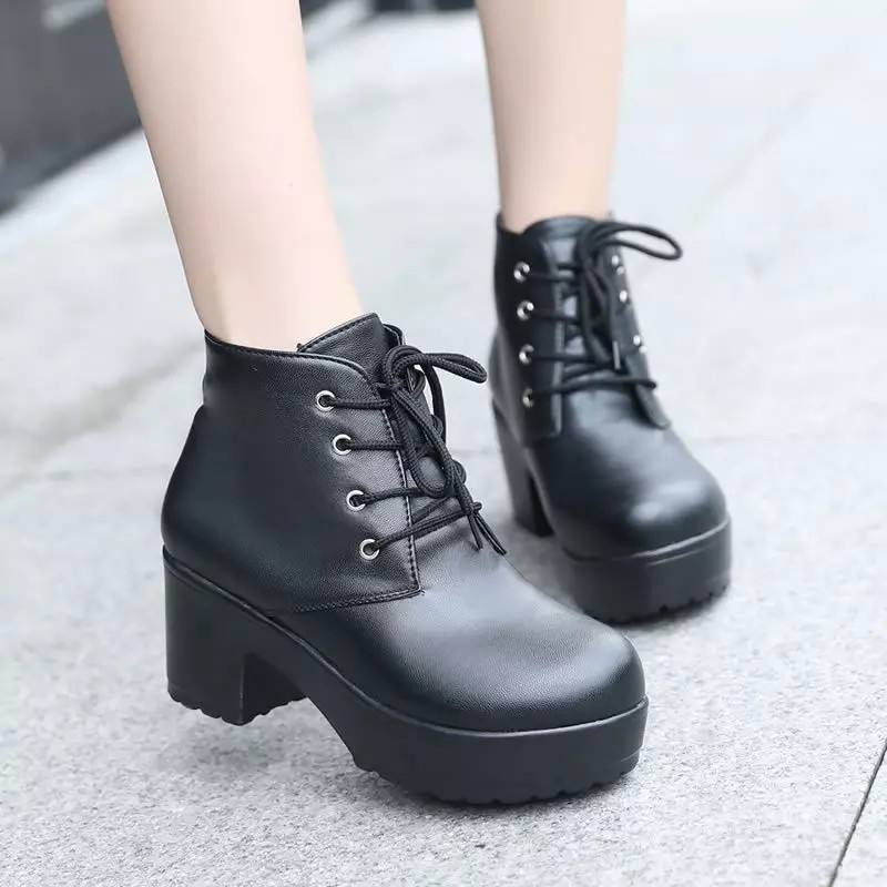 Sepatu Wanita Zora Sepatu Wanita Boots DC