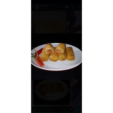 

RISOL AYAM PEDAS ISI 10