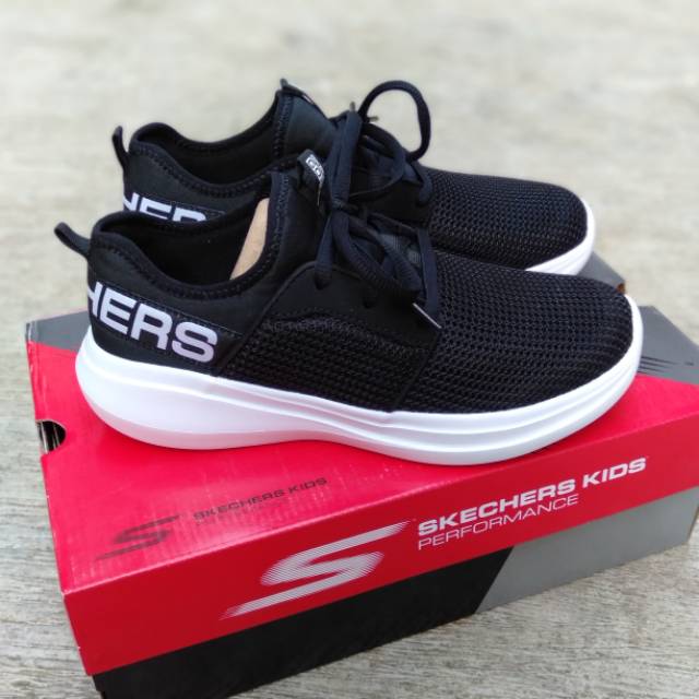 Skechers GO RUN FAST-VALOR 97874L