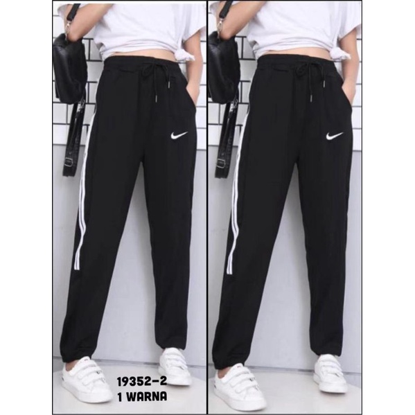 Woman Training Pants Sweatpants Track Pants ( Celana Training Olahraga Gym Adid*s Wanita )