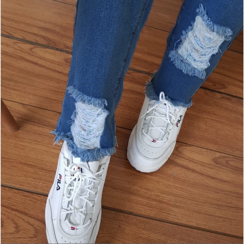 HOPYLOVY Triple Ripped Jeans Boyfriend