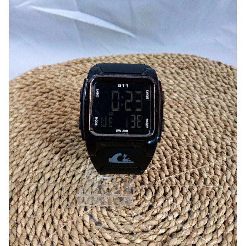 READY JAM TANGAN SEGIEMPAT 511/PRIA QUICKSILVER/ANTI AIR