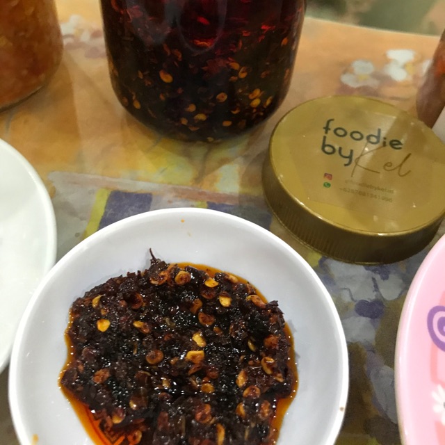 

CHILI OIL / MINYAK CABAI (SAMBAL) 200gram 100% HALAL