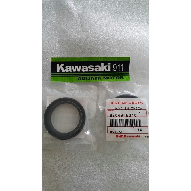 Seal Shock / Fork Pulsar NS200 Original Kawasaki 92049-E010