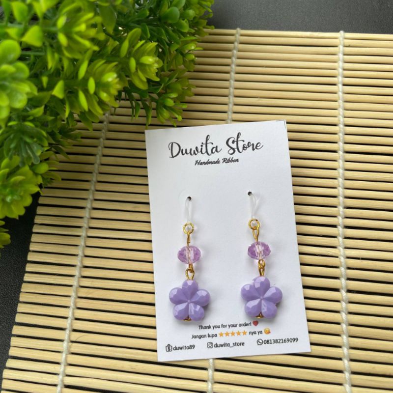 HANDMADE ANTING DEWASA KAITAN PLASTIK MOTIF SAKURA GOLD