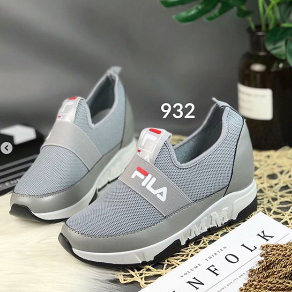 Sneakers 932