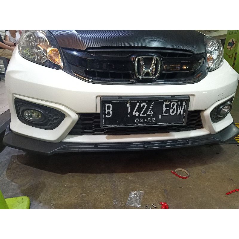 Lips bumper Brio 2016 - 2020 hitam doff