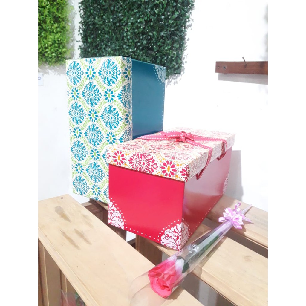 

Kotak Kado Papermilk 30x15x15,5 cm