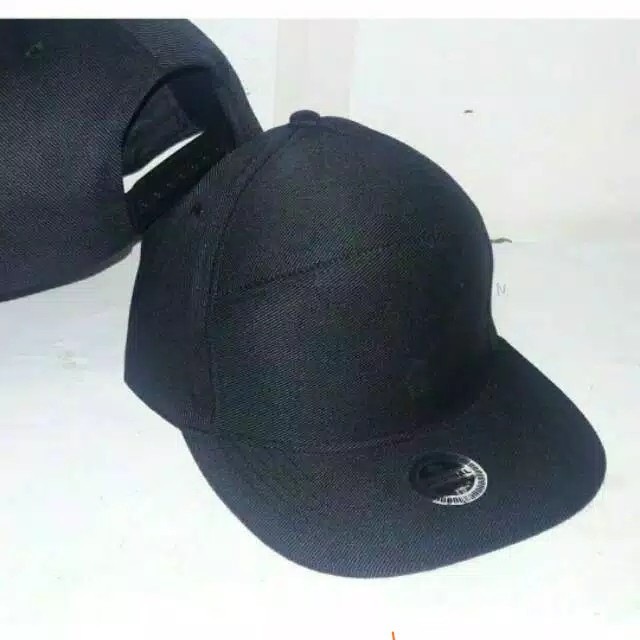 topi SNAPBACK Hitam polos