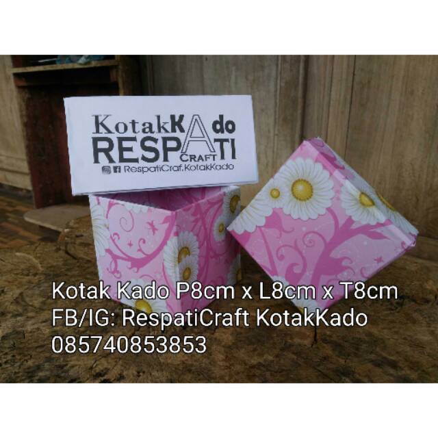 

Kotak Kado 8x8x8