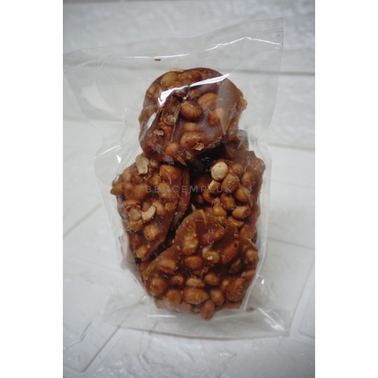 

Ampyang isi 0.25 kg