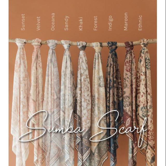 Minor Sumba Scarf Wearing Klamby