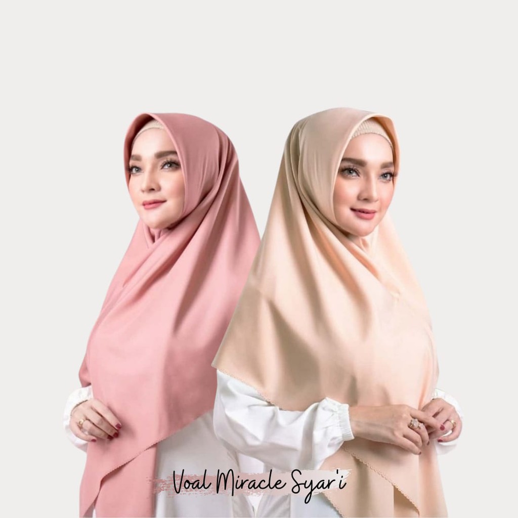 UMAMA VOAL MIRACLE SYARI 130 x 130 CM METAL LOGO