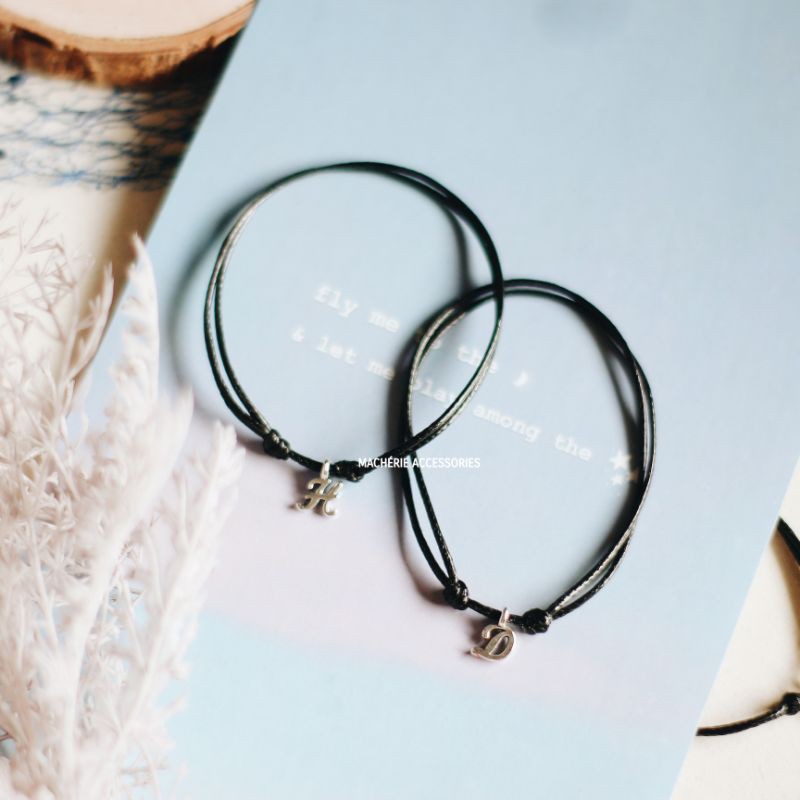 BM003 -GELANG HURUF A-T LIONTIN INISIAL KULIT WATERPROOF ANTI AIR COUPLE HADIAH KADI ADJUSTABLE