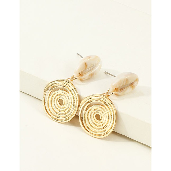 LRC Anting Tusuk Fashion Shell Gold Alloy Natural Shell Earrings F58403