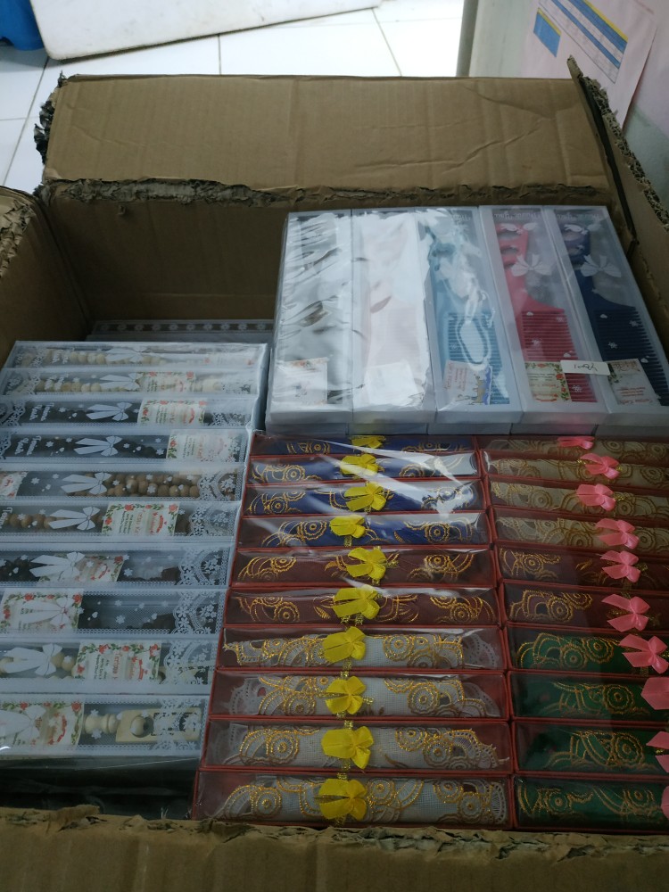 Isi 100pcs Souvenir Pernikahan Tatakan Gelas Box Mika