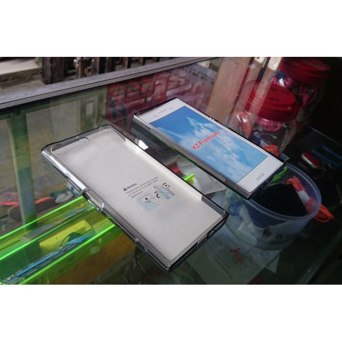 hybrid back case sony xperia XZ Premium hj4284