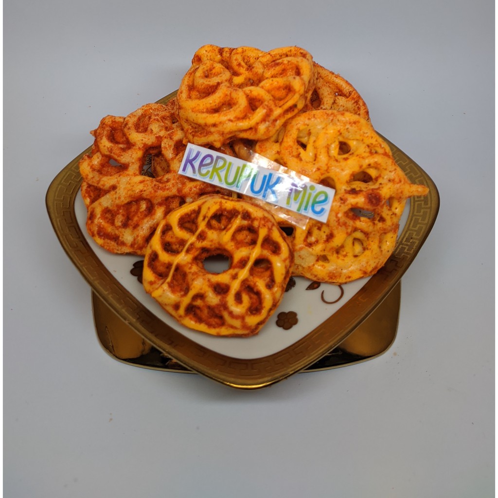 

Kerupuk mie pedas, kerupuk mie, kerupuk pedas, cemilan pedas 250 gram