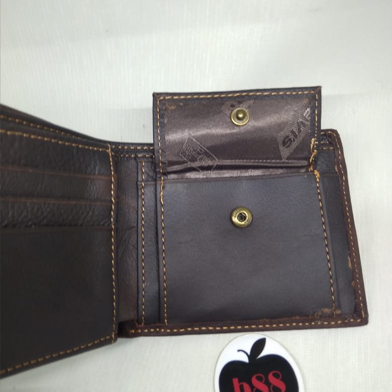 Dompet Kulit Levis 8055 / Dompet Pria Lipat  / Dompet Kulit Asli / Dompet Pria