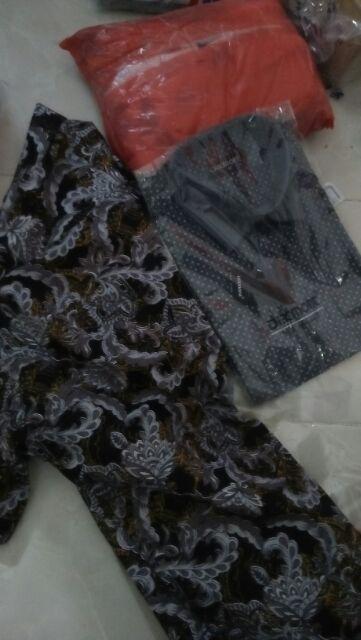 Kemeja Batik Pria Lengan Pendek Bs19 Katun Modern Dixmont Semi Slimfit Premium