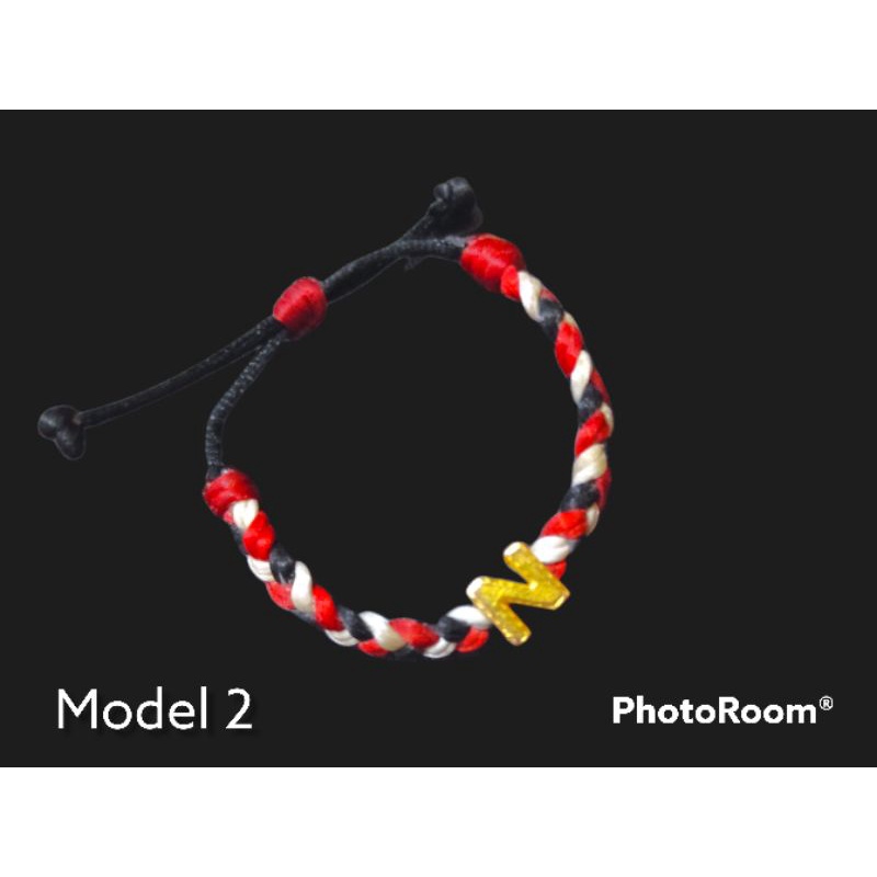 Gelang Benang Tridatu Variasi Huruf Emas