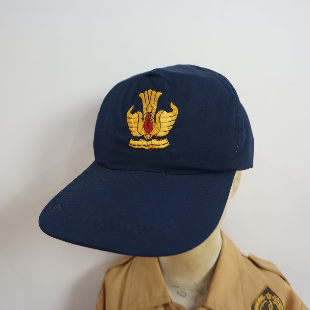 Topi Sekolah SMP