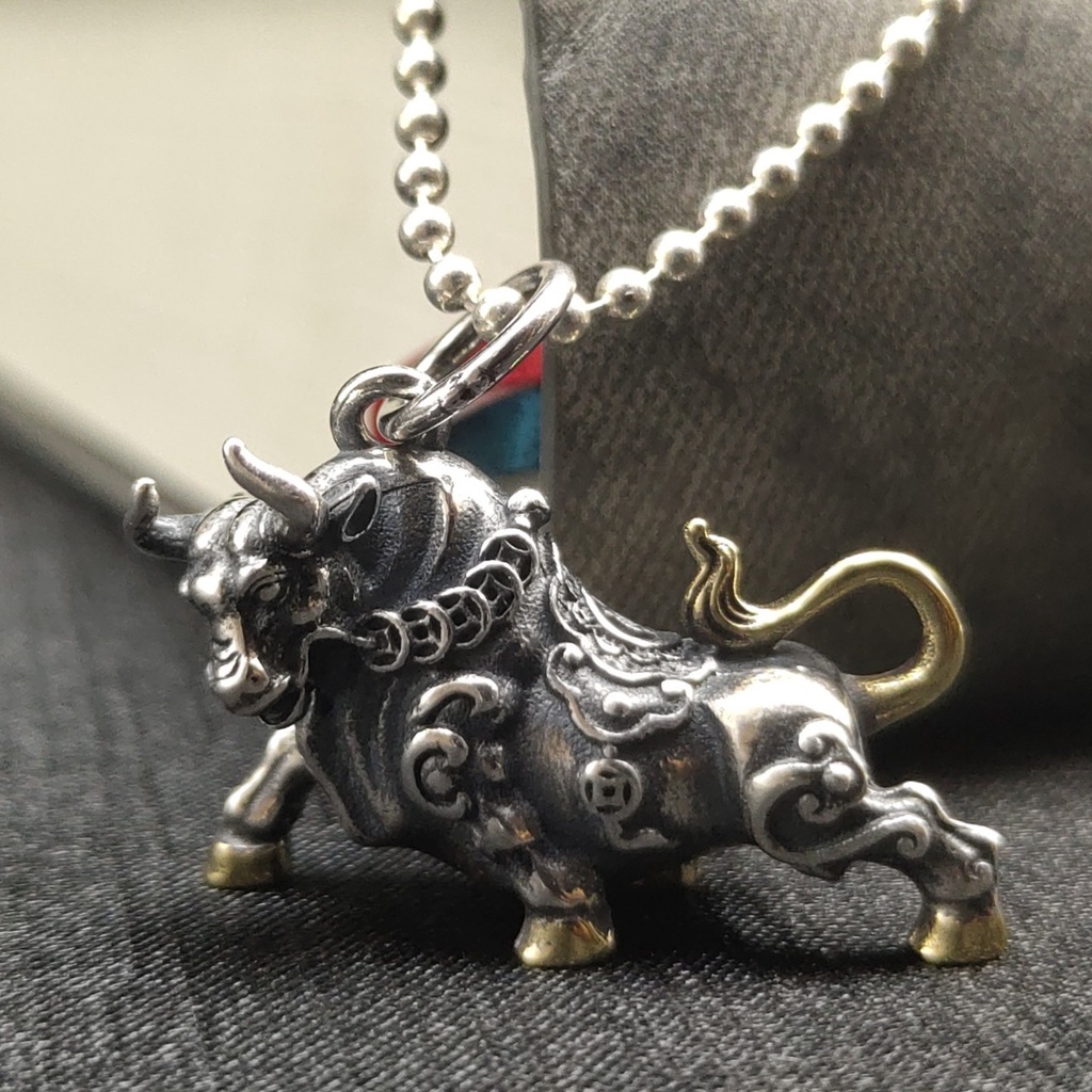 Kalung Liontin Kepala Banteng Gaya Retro Punk Nordic Klasik Untuk Pria