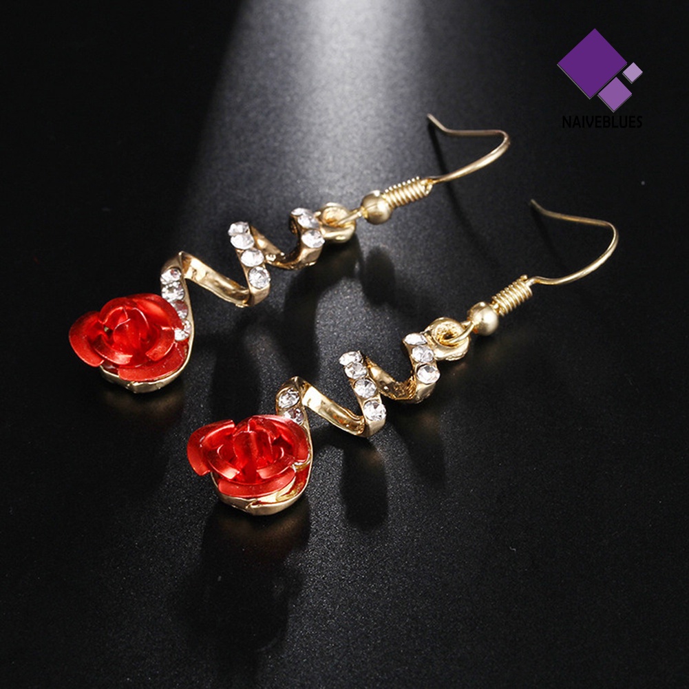 Anting Kait Gantung Wanita Desain Mawar Merah Hias Berlian Imitasi Untuk Hadiah