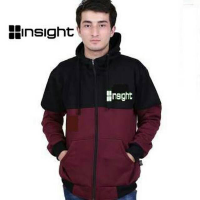 Jaket Insight Hitam-Maroon