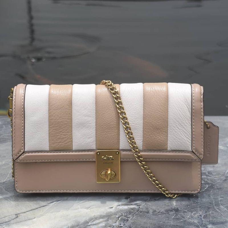 Tas Coach original - Coach hutton clutch in taupe multi