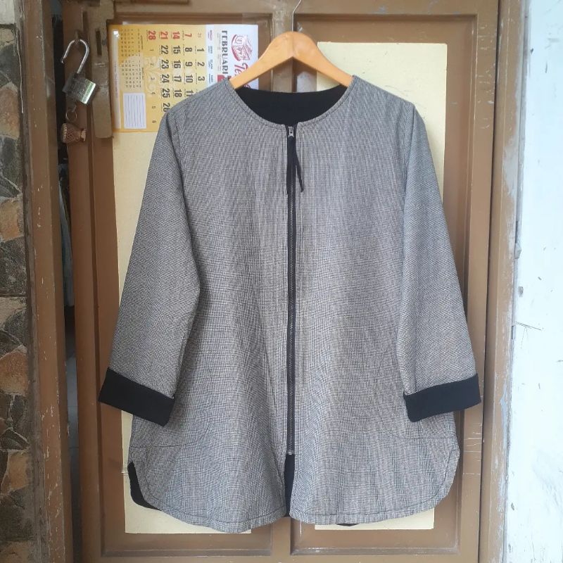 SALE JAKET VINTAGE / jaket parasut / thrift jaket second-Abu hangat 112x81