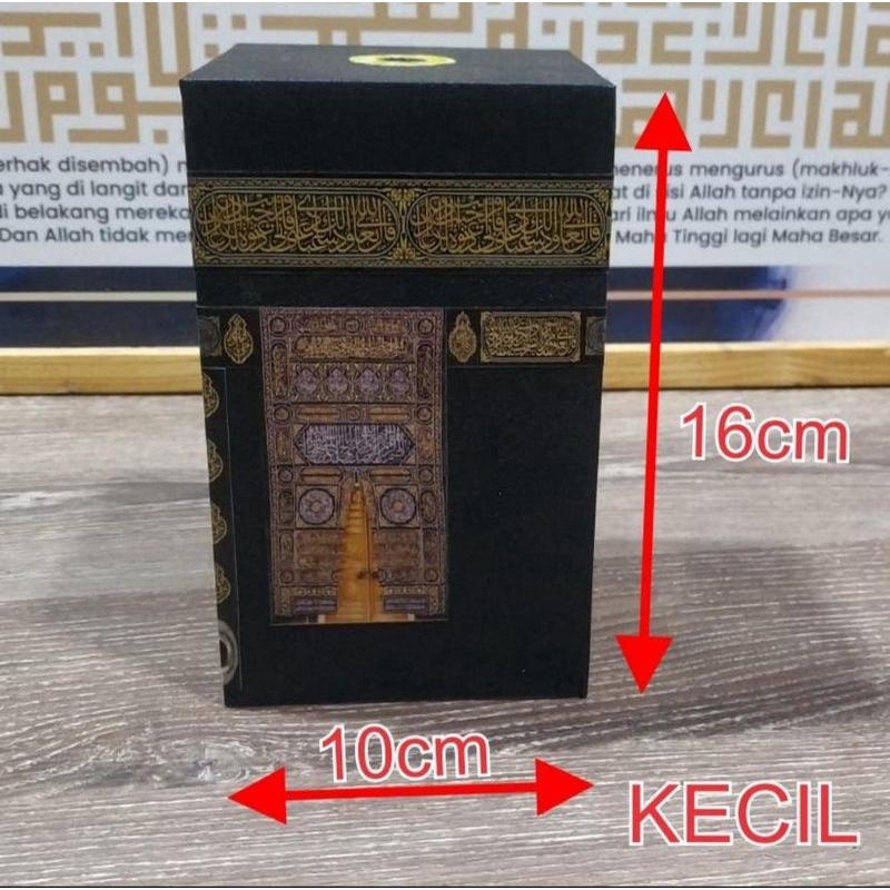 celengan kecil bentuk Ka'bah