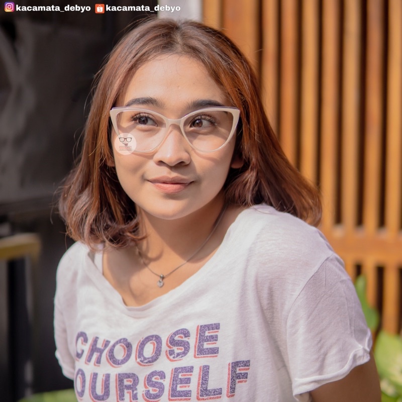 Frame Besi/Bingkai Kacamata Cat Eye Lucu Warna Putih, Merah, Ungu, Hitam