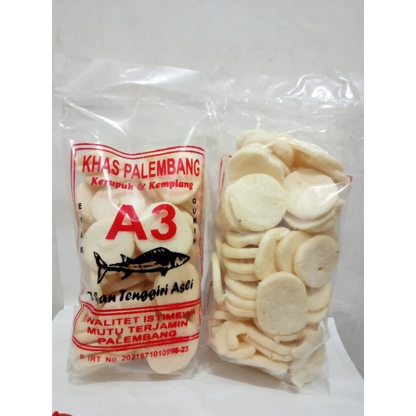

KERUPUK KEMPLANG KANCING BENTUK SEDANG SUPER IKAN TENGGIRI - 250 Gr