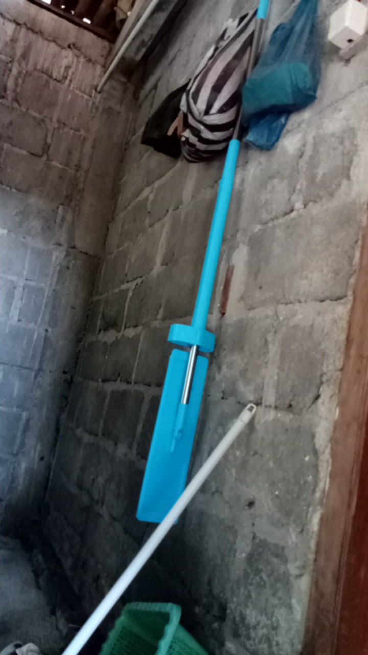 Alat Pel Lantai Flat Mop Pel Tarik Praktis Ultra Mop Hand Free 703