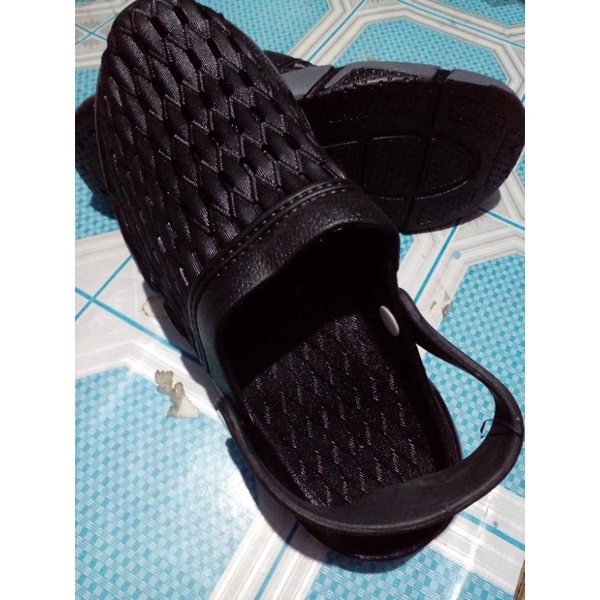 154 / sandal slop pakai tali belakang untuk pria merk you ken size 38 - 43