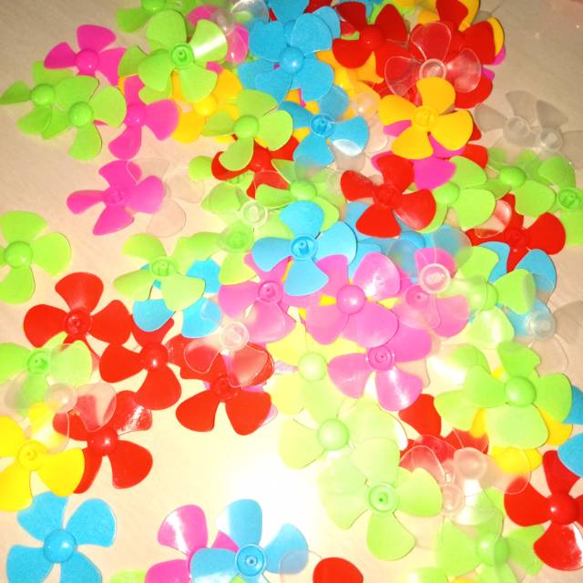 Baling baling 4 bilah plastik